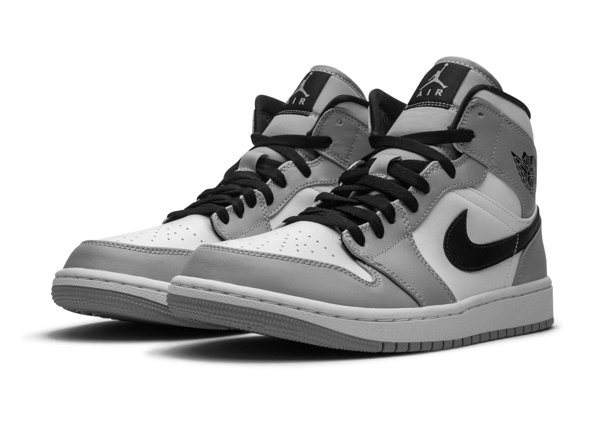 Air Jordan 1 Mid Light Smoke Grey