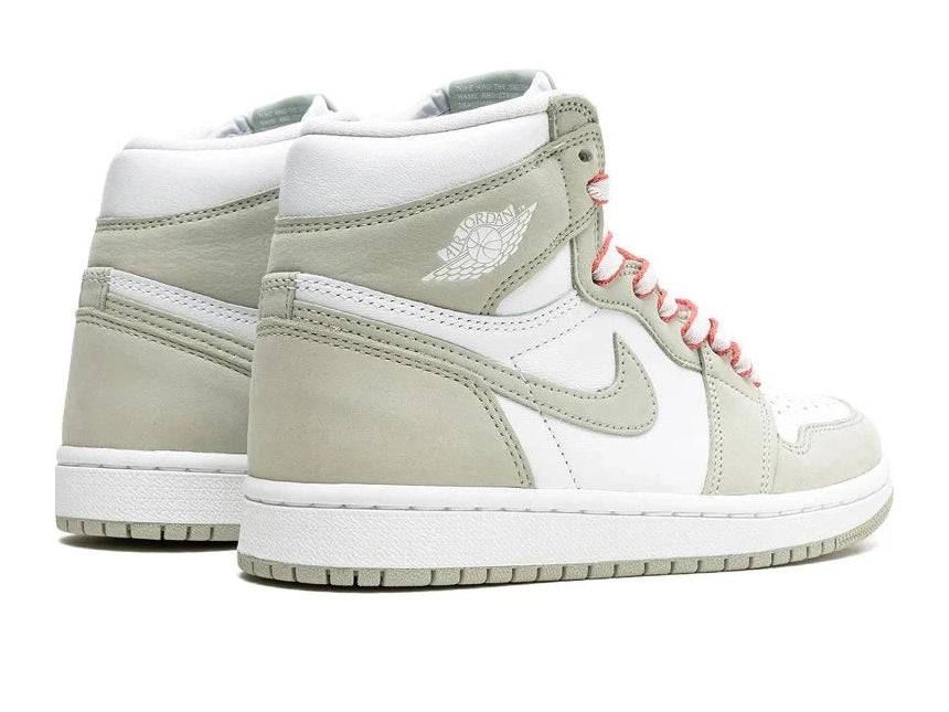 Air Jordan 1 Retro High OG Seafoam